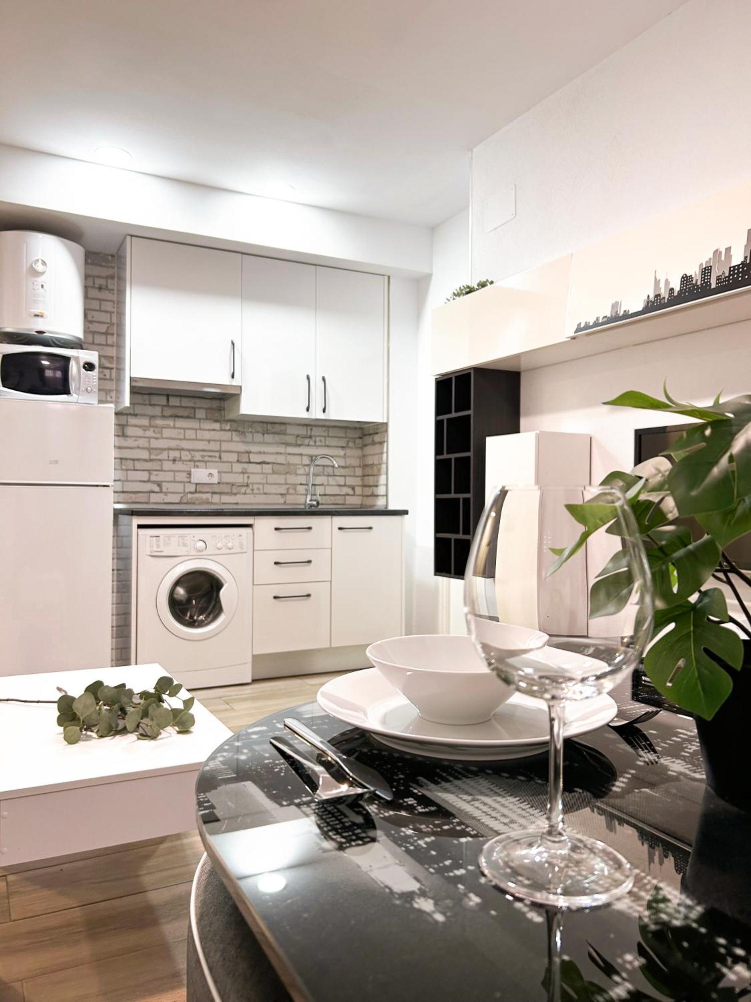 Charming Rio Manzanares Lejlighed Madrid Eksteriør billede